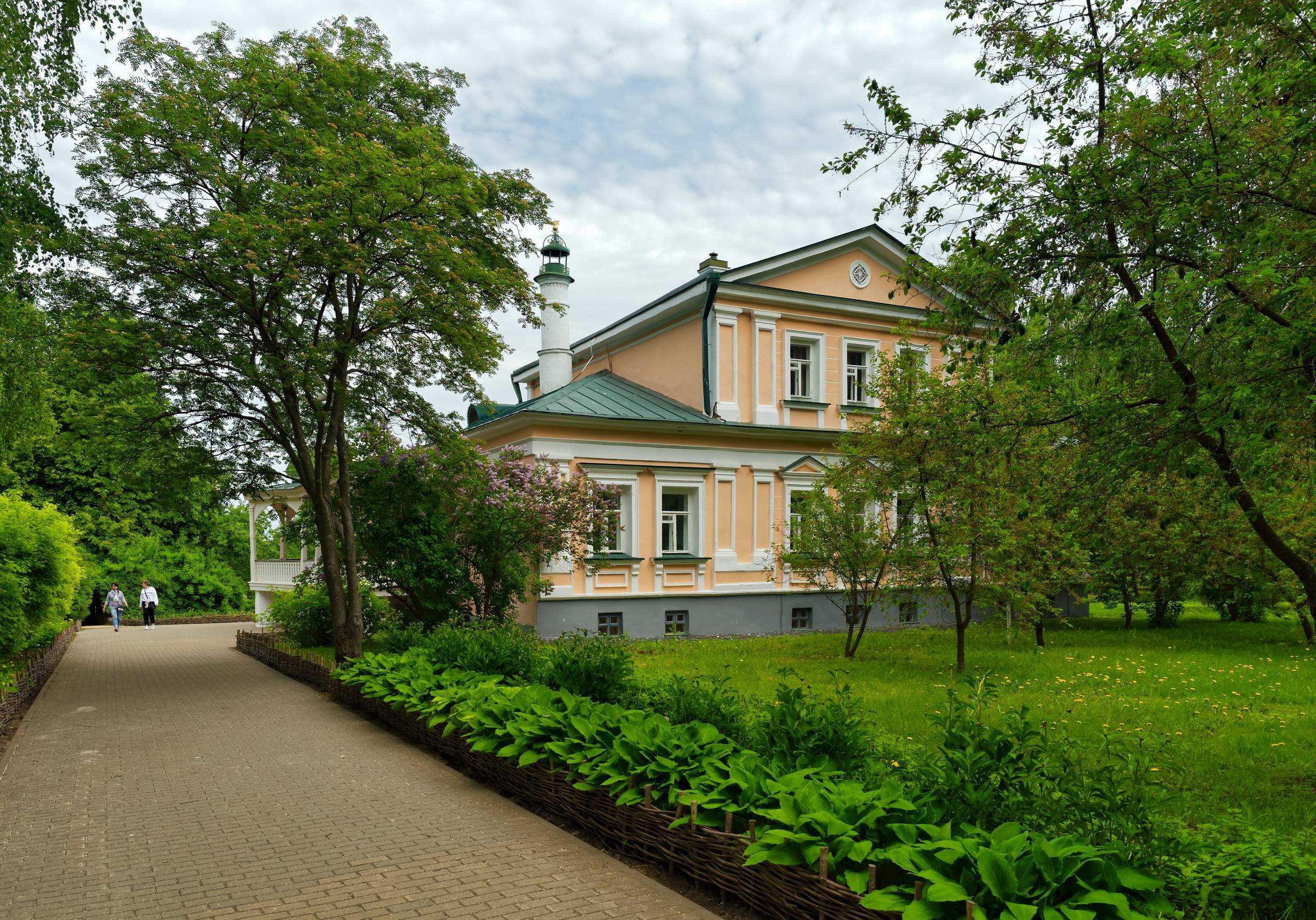 Поэт Писатель Драматург, 3 дня, + жд доп.