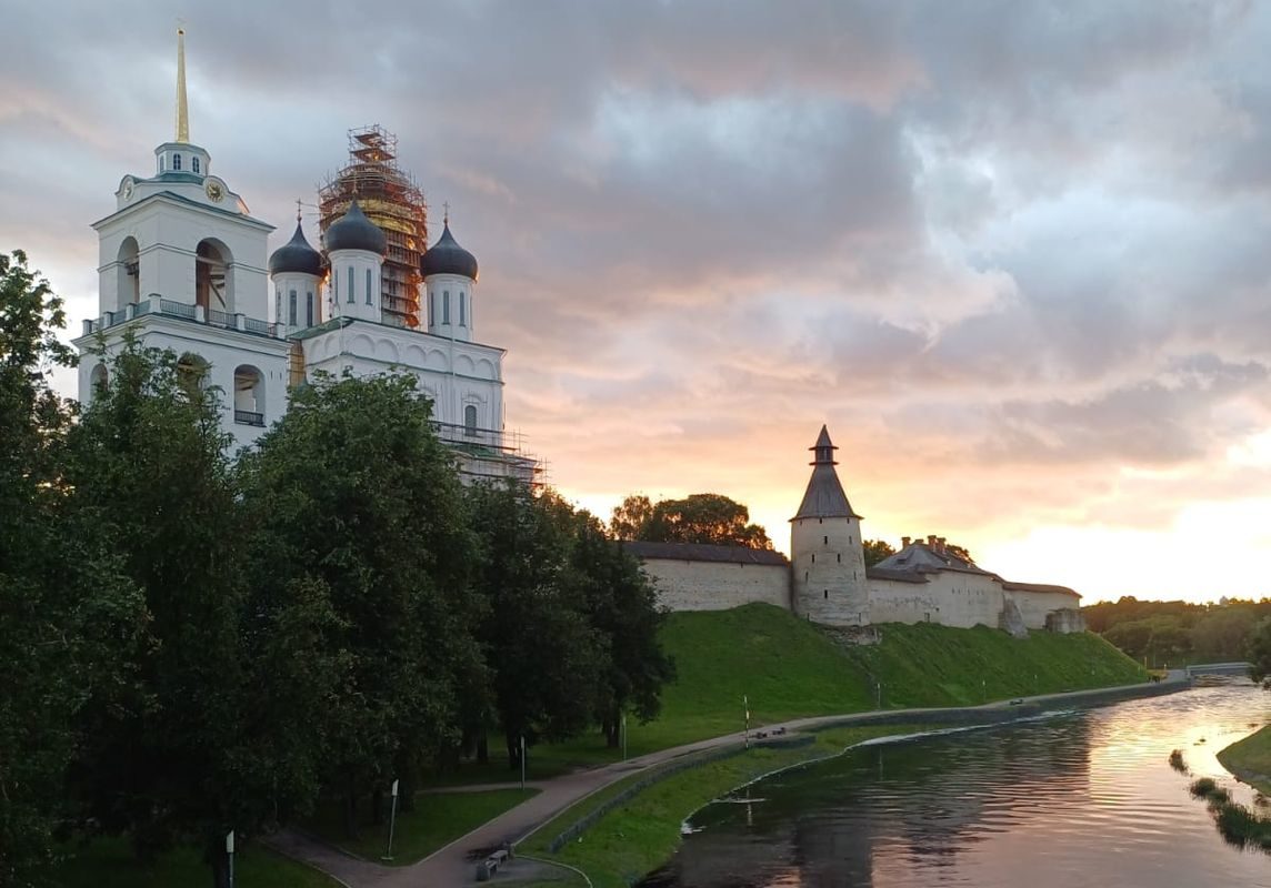 Большая Псковская Энциклопедия на Ласточке, 4 дня