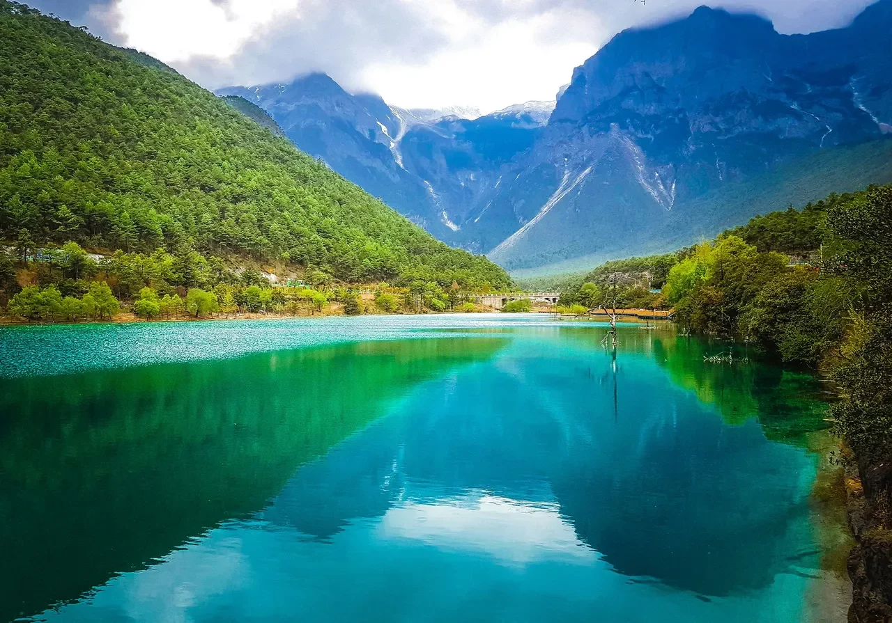 Горы и небоскребы, 6 дней